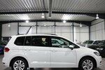 VW Touran 2.0 TDI DSG IQ Comfortline / 7-SITZE, LED 66.000 km 27.991 &euro; Hamm 59077