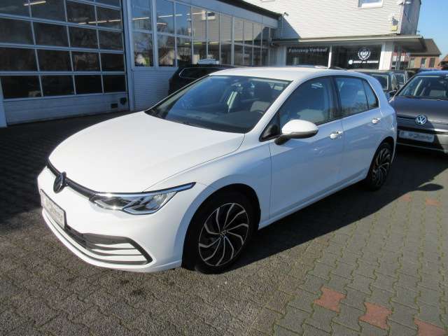 VW Golf Life 1.0 eTSI DSG NAVI AHK ACC ALU APS LED SI 62.980 km 20.988 &euro; Bergkamen 59192