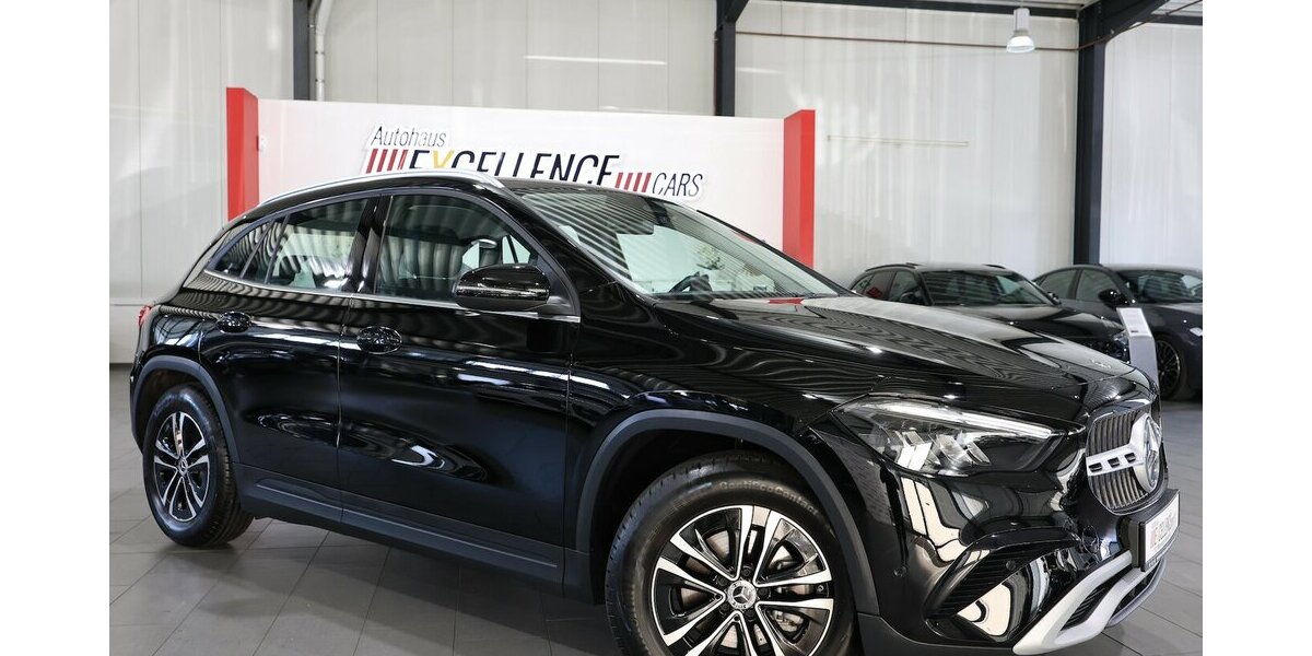 Mercedes-Benz GLA 180 ADVANCED SPORT / LEDER, LED, WIDESCREEN 7.000 km 33.331 &euro; Hamm 59077