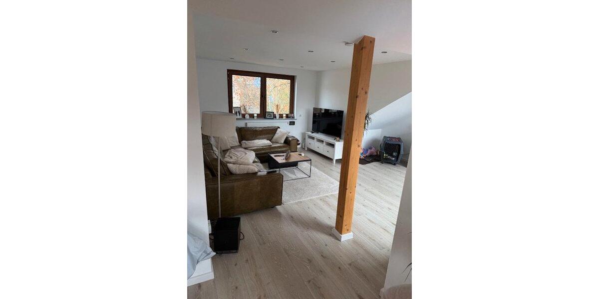 Dachgeschoßwohnung Bochum Werne - 4 Zimmer, 135 m&sup2;, 1.350&euro; | Angebot:25971236