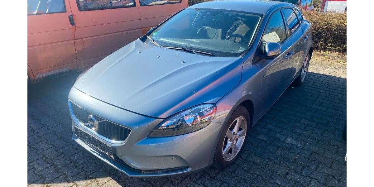 Volvo V40 170.000 km 4.900 &euro; Hamm, Westf 59065