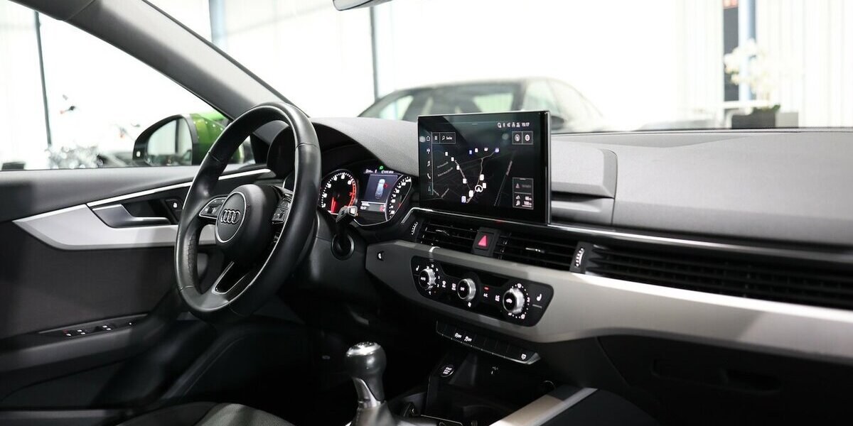 Audi A4 Avant 35 TFSI BUSINESS / LED / NAVI+ / AHK 105.000 km 17.777 &euro; Hamm 59077