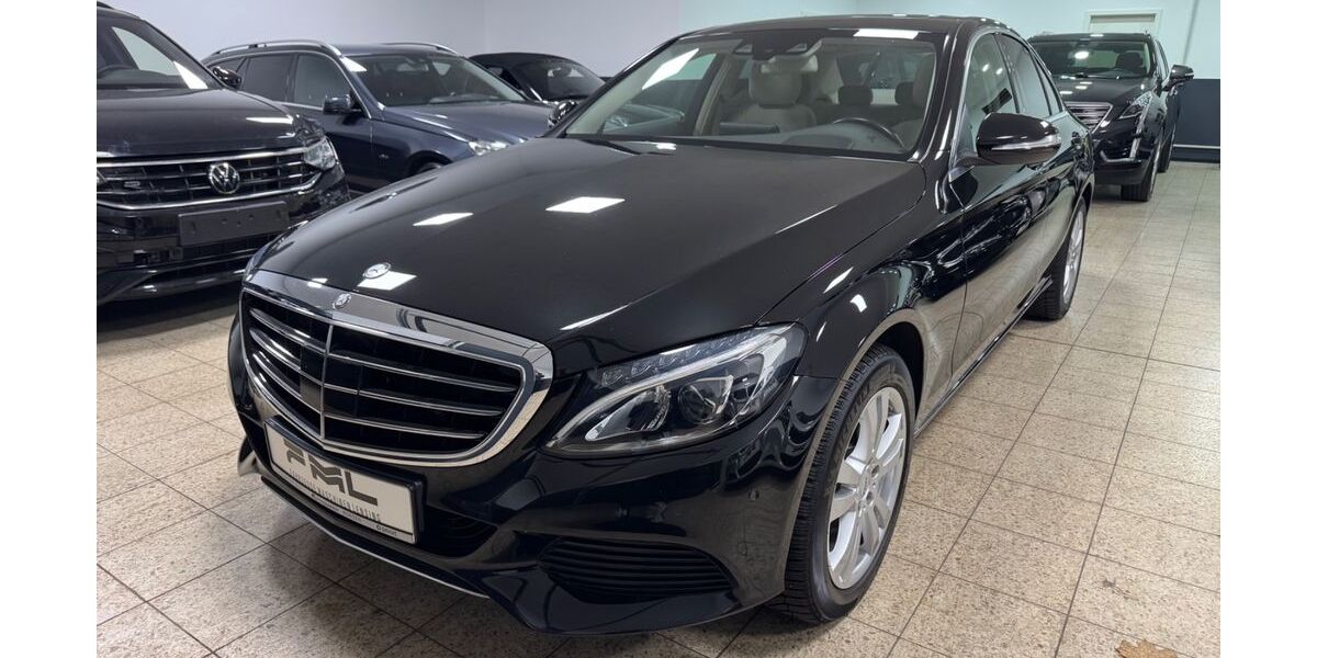Mercedes-Benz C 300 143.738 km 18.900 &euro; Selm 59379