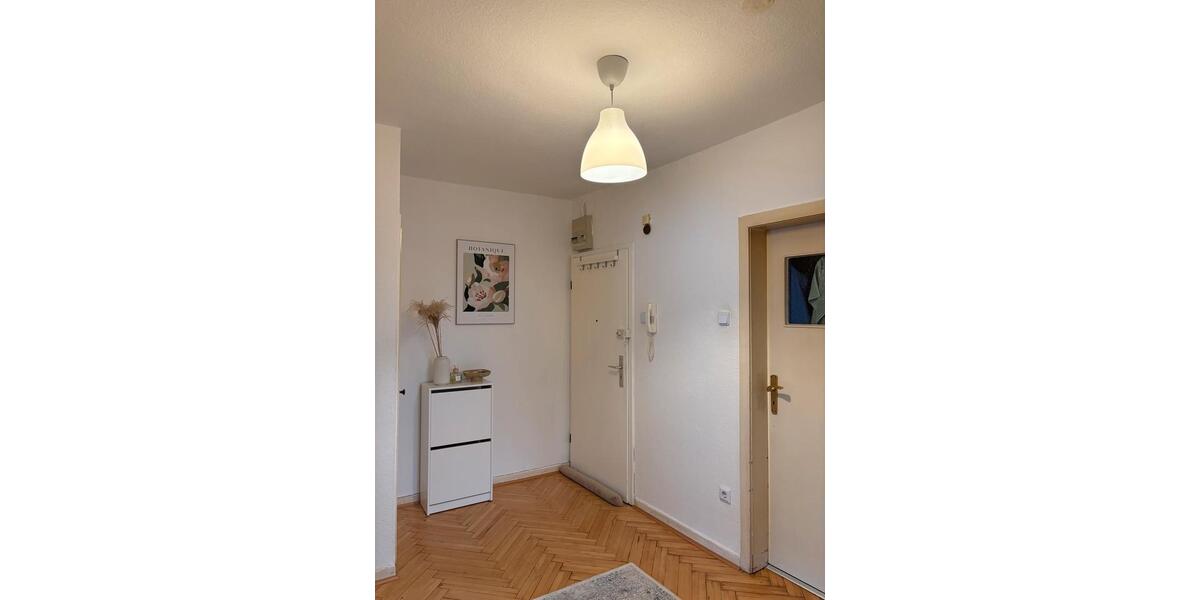 Etagenwohnung Hamm - 2 Zimmer, 76 m&sup2;, 850&euro; | Angebot:25022970