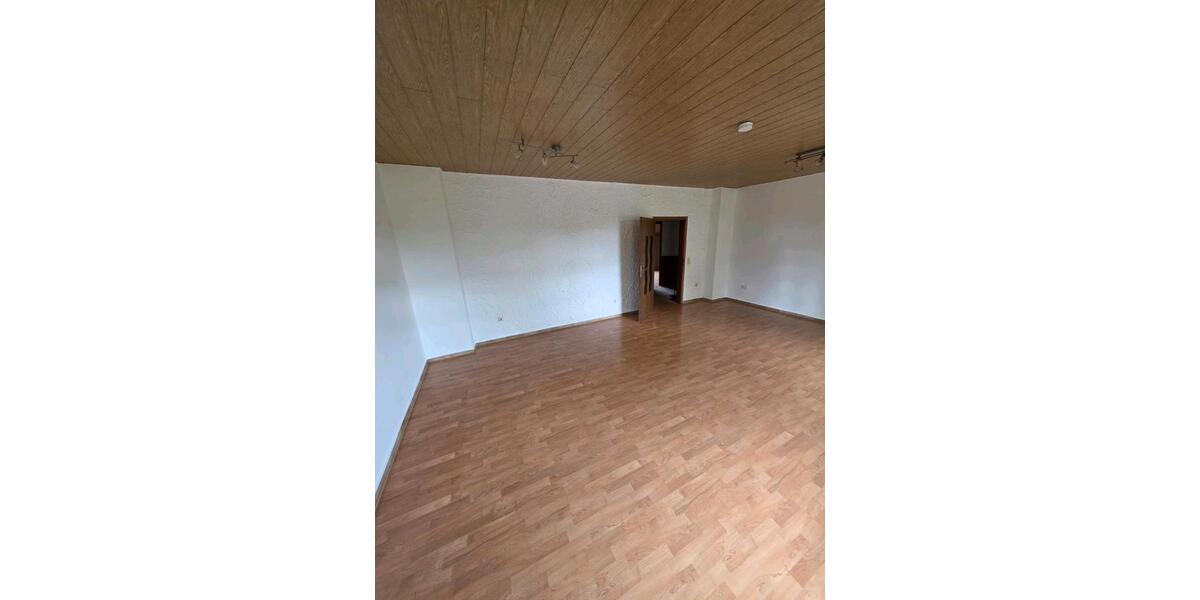 Dachgeschoßwohnung Hagen Hagen-Nord - 5 Zimmer, 107 m&sup2;, 720&euro; | Angebot:26700899