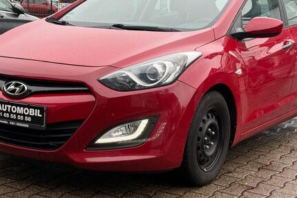 Hyundai i30 74.000 km 7.450 &euro; Hamm 59077