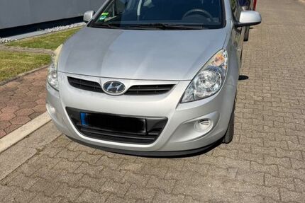 Hyundai i20 153.000 km 2.500 &euro; Recklinghausen 45657