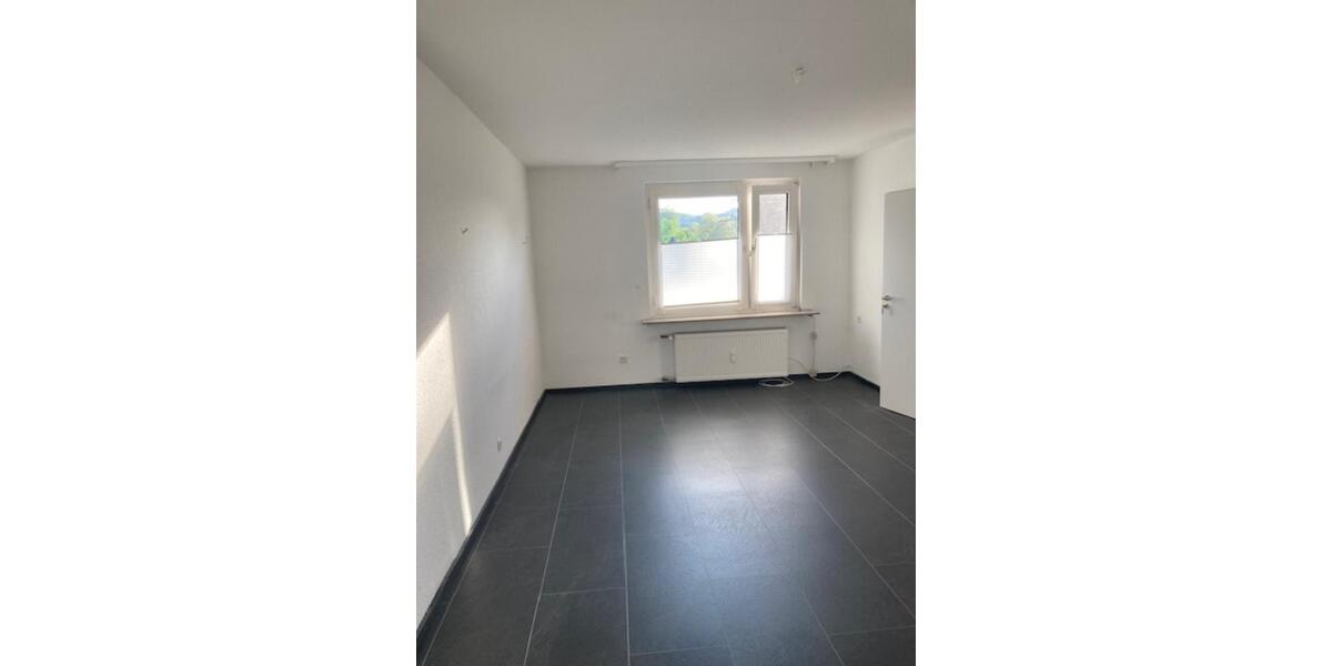 Etagenwohnung Hagen Hagen-Nord - 2 Zimmer, 75 m&sup2;, 450&euro; | Angebot:25255158