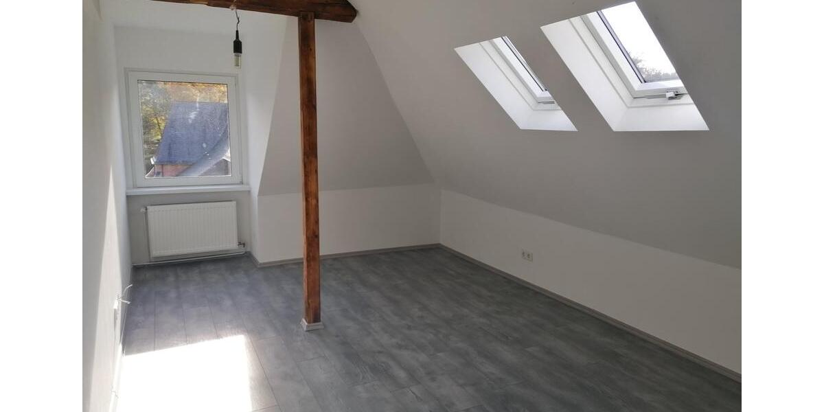 Dachgeschoßwohnung Iserlohn Grüne - 3 Zimmer, 60 m&sup2;, 520&euro; | Angebot:25478956