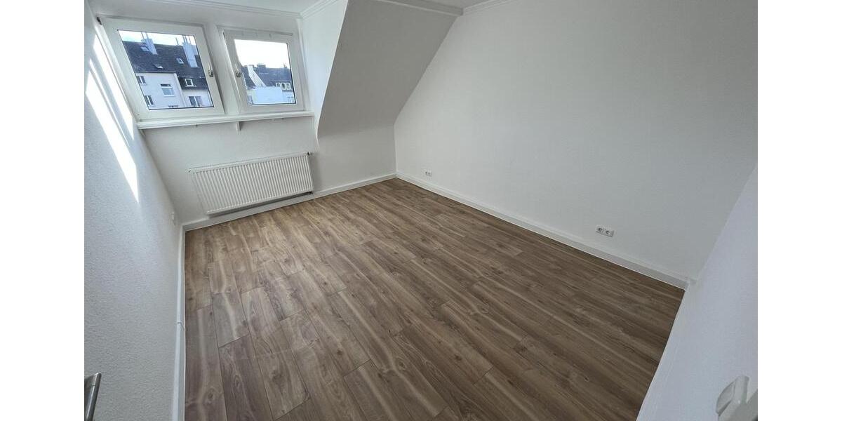 Dachgeschoßwohnung Dortmund Huckarde - 3 Zimmer, 61 m&sup2;, 550&euro; | Angebot:26493776