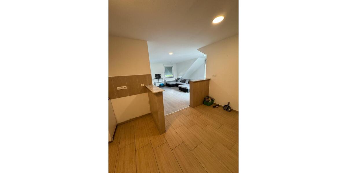 Dachgeschoßwohnung Dortmund Brackel - 3.5 Zimmer, 86 m&sup2;, 1.200&euro; | Angebot:26534151