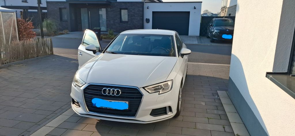 Audi A3 158.300 km 12.100 &euro; Bergkamen 59192