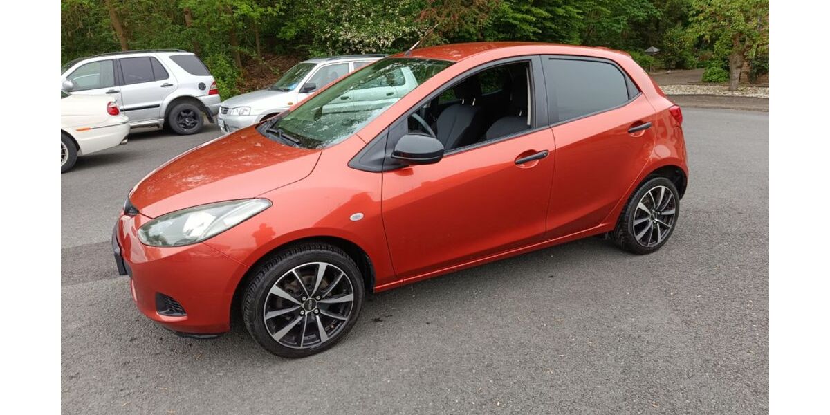 Mazda 2 128.000 km 3.999 &euro; Recklinghausen 45659