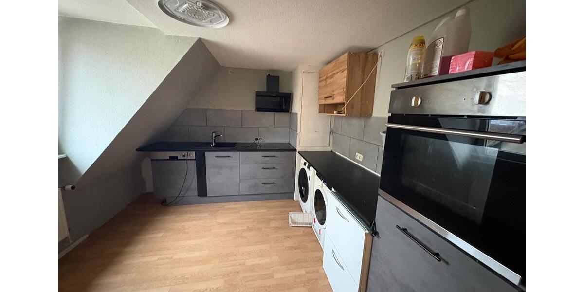 Dachgeschoßwohnung Hagen Hagen-Mitte - 3 Zimmer, 80 m&sup2;, 600&euro; | Angebot:26048883