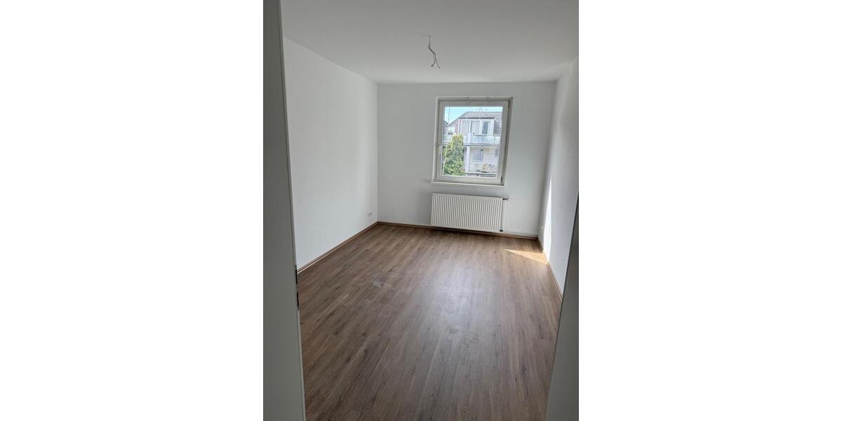 Etagenwohnung Bochum - 4 Zimmer, 73 m&sup2;, 730&euro; | Angebot:26254911