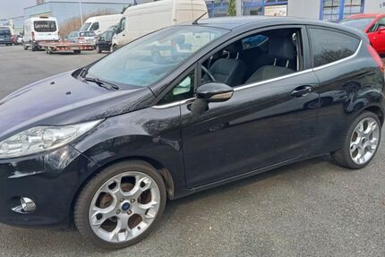 Ford Fiesta 177.000 km 2.990 &euro; Recklinghausen 45659