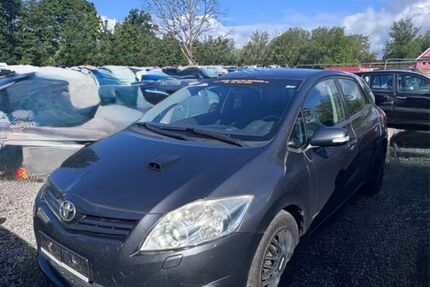 Toyota Auris 317.667 km 2.500 &euro; Dortmund 44339