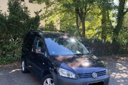VW Caddy 119.500 km 8.900 &euro; Lünen 44534