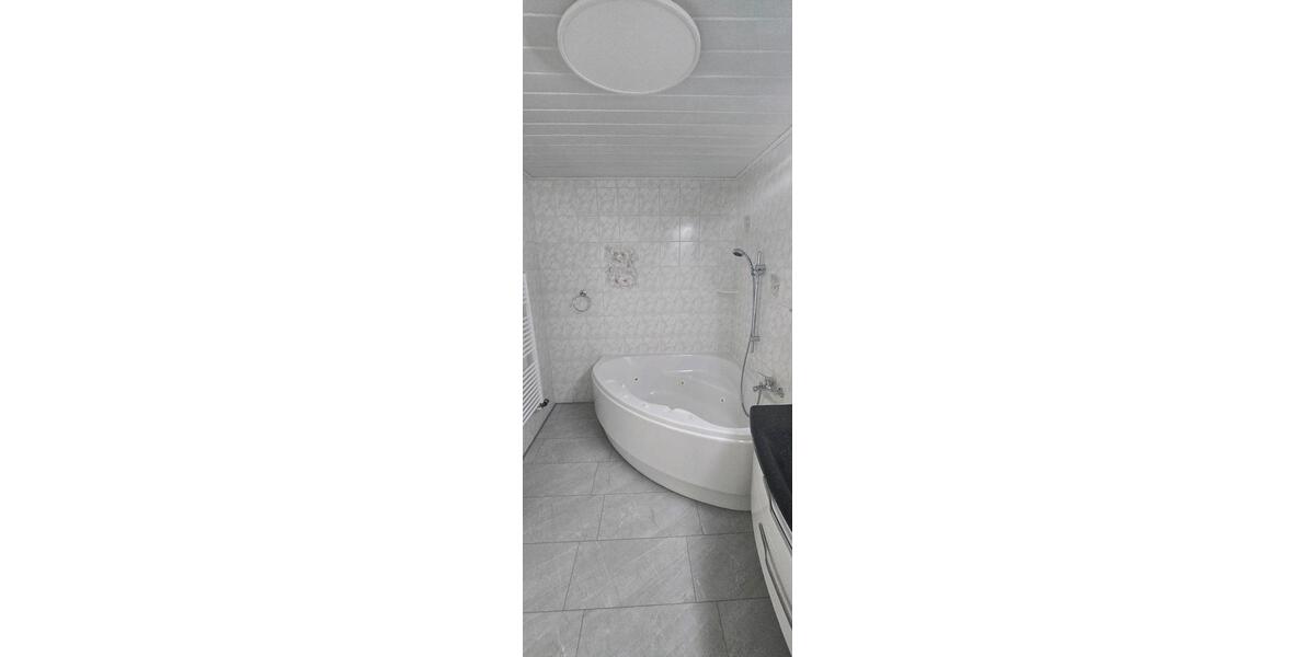 Etagenwohnung Hamm Bockum - 3 Zimmer, 90 m&sup2;, 750&euro; | Angebot:25267796