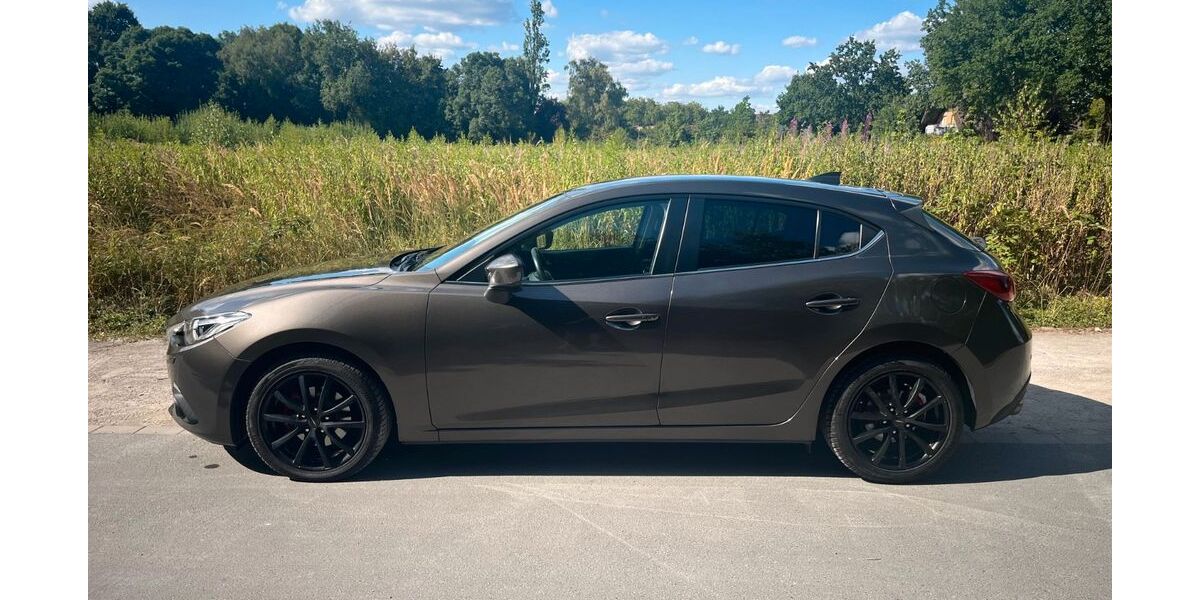 Mazda 3 212.563 km 6.490 &euro; Recklinghausen 45663