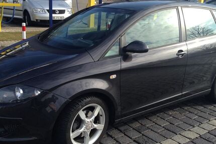 Seat Altea 160.374 km 3.500 &euro; Dortmund 44229