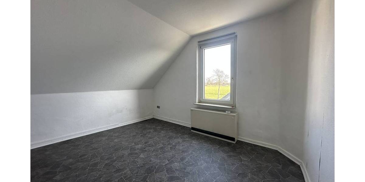 Einfamilienhaus Herten Langenbochum - 8 Zimmer, 215 m&sup2;, 350.000&euro; | Angebot:26142775