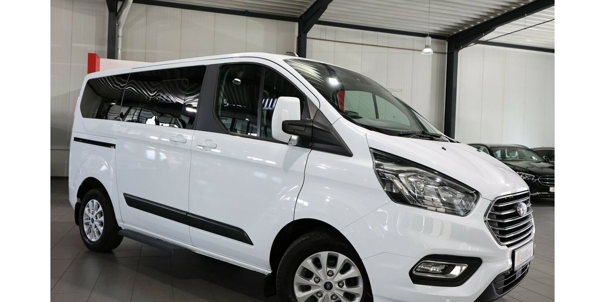 Ford Tourneo Custom 2.0 TDCI 320 L1 / 8-SITZER / NAVI 119.000 km 28.444 &euro; Hamm 59077