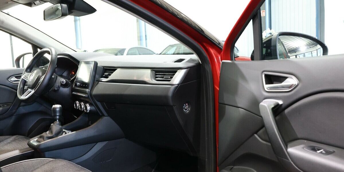 Renault Captur 130 TCE INTENS RED & BLACK / LED / AHK 83.000 km 13.555 &euro; Hamm 59077