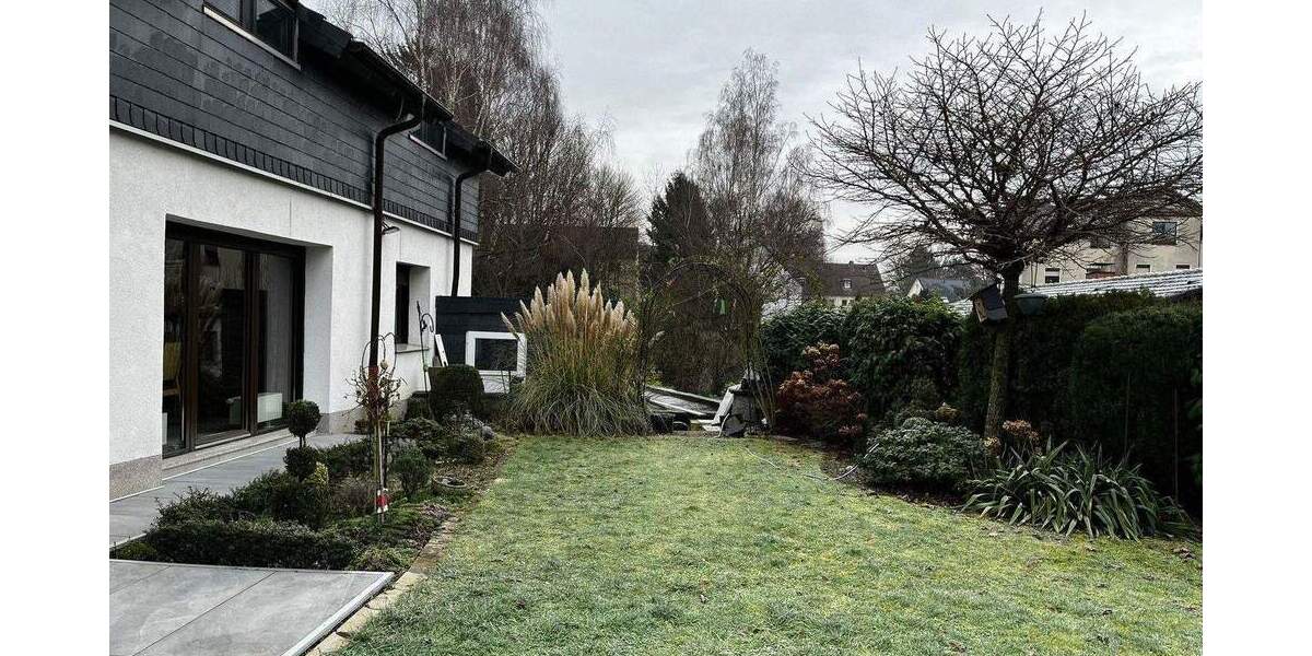 Doppelhaushälfte Schwerte Westhofen - 9 Zimmer, 174 m&sup2;, 649.000&euro; | Angebot:25877541