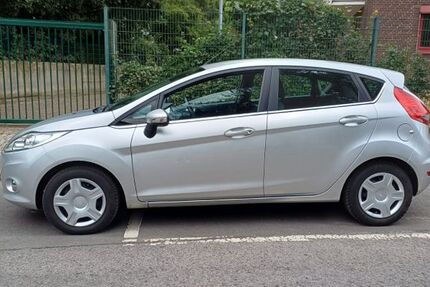 Ford Fiesta 95.000 km 4.500 &euro; Dortmund 44143