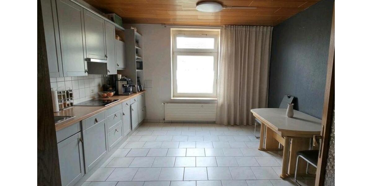 Etagenwohnung Herne Wanne-Bickern - 3 Zimmer, 95 m&sup2;, 1.150&euro; | Angebot:27589746