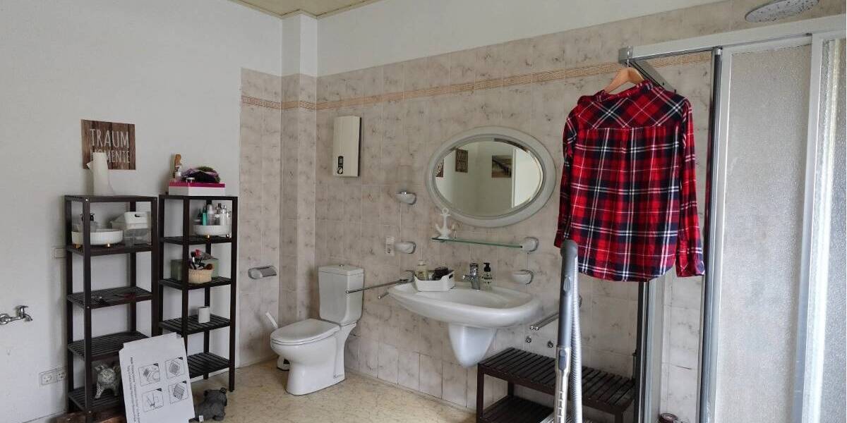 Mehrfamilienhaus, Wohnhaus Hamm Hamm-Mitte - 8 Zimmer, 200 m&sup2;, 279.000&euro; | Angebot:26218232