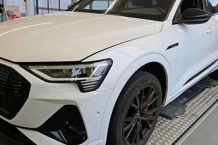 Audi e-tron 26.690 km 32.145 &euro; Hagen 58091