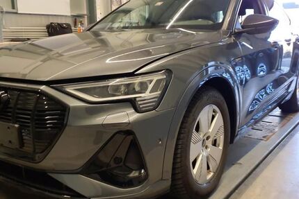 Audi e-tron 47.523 km 41.850 &euro; Hagen 58091