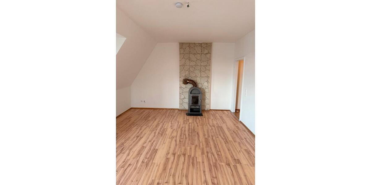 Dachgeschoßwohnung Hagen Hagen-Mitte - 3 Zimmer, 87 m&sup2;, 570&euro; | Angebot:25974602