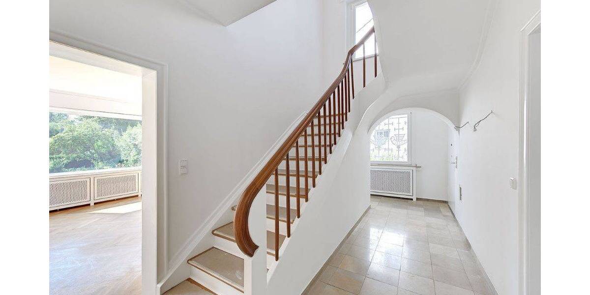 Einfamilienhaus Dortmund Mitte - 8 Zimmer, 217 m&sup2;, 2.750&euro; | Angebot:26867511