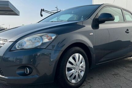 Kia ceed / Ceed 182.000 km 2.290 &euro; Ascheberg 59387