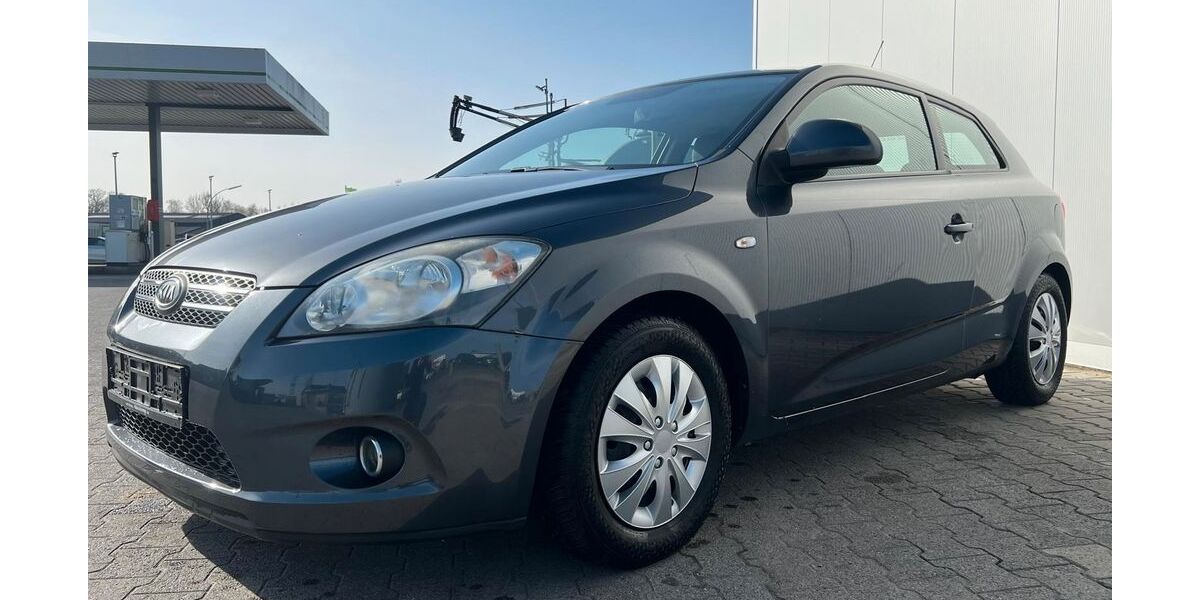 Kia ceed / Ceed 182.000 km 2.290 &euro; Ascheberg 59387