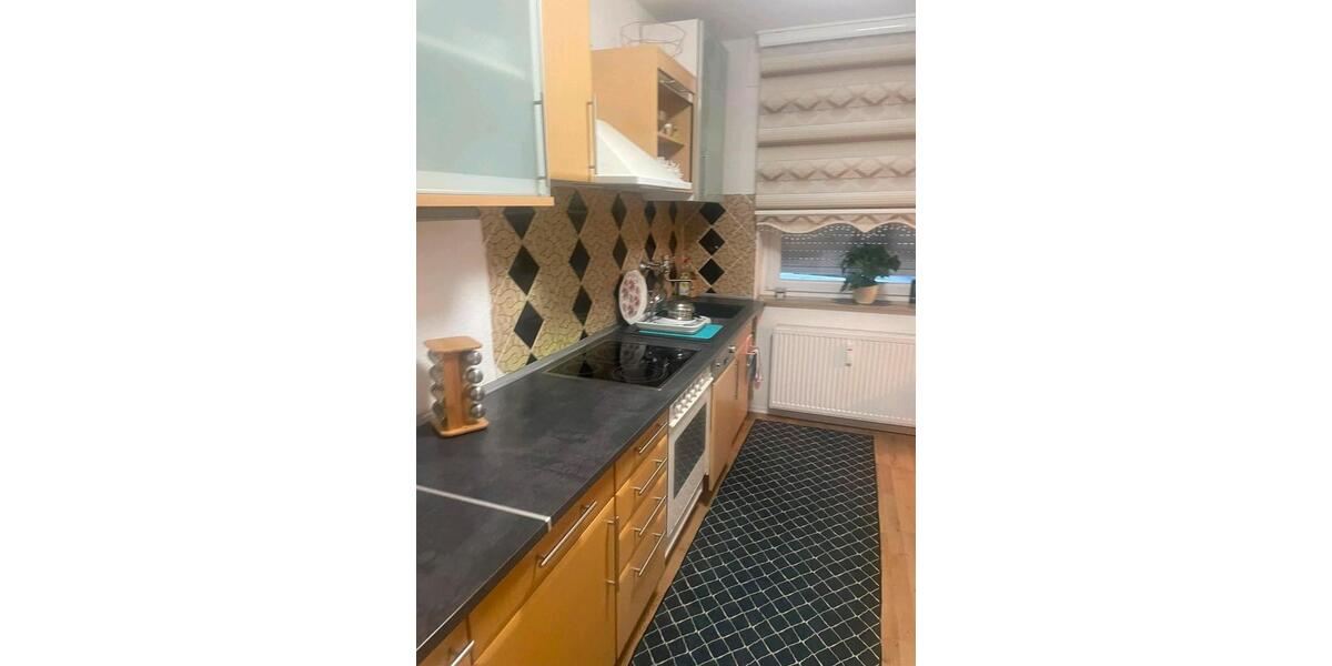 Etagenwohnung Dortmund Huckarde - 5 Zimmer, 125 m&sup2;, 180.000&euro; | Angebot:27263715