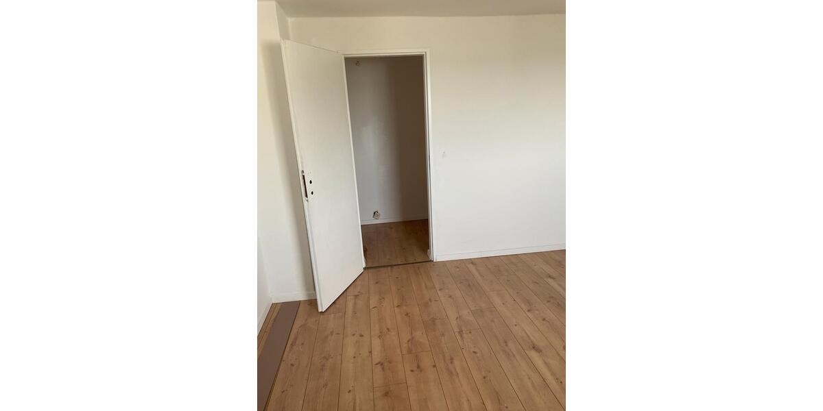 Erdgeschoßwohnung Hagen Hagen-Mitte - 1 Zimmer, 25 m&sup2;, 355&euro; | Angebot:26699613