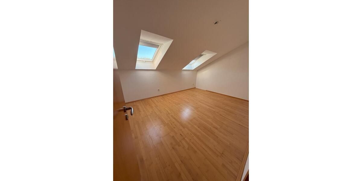 Dachgeschoßwohnung Bönen - 2 Zimmer, 80 m&sup2;, 1.000&euro; | Angebot:26374098