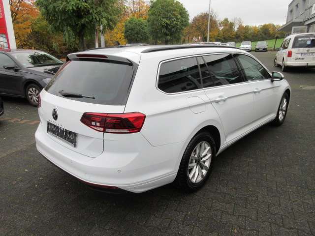 VW Passat Variant Business 2.0 TDI DSG NAVI AHK ACC K 167.000 km 19.488 &euro; Bergkamen 59192