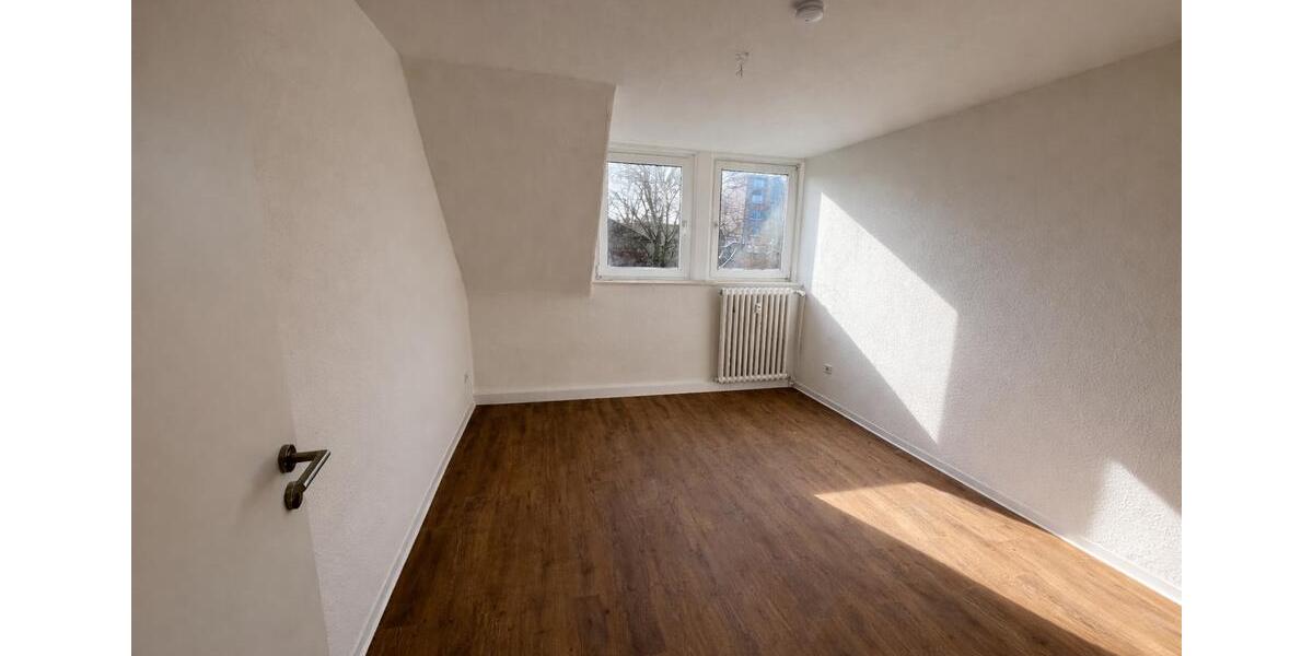 Dachgeschoßwohnung Herne Eickel - 3 Zimmer, 54 m&sup2;, 422&euro; | Angebot:25962677