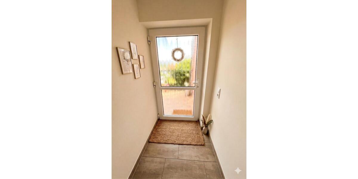 Dachgeschoßwohnung Bergkamen - 4 Zimmer, 90 m&sup2;, 800&euro; | Angebot:26611611
