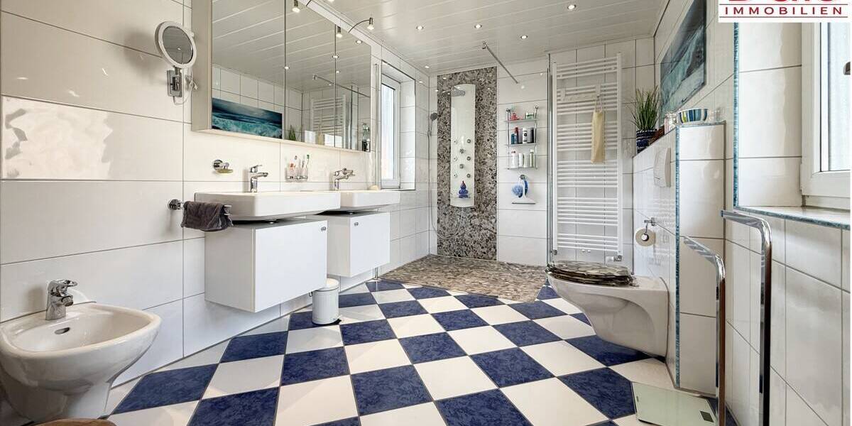 Einfamilienhaus Waltrop - 6 Zimmer, 275 m&sup2;, 660.000&euro; | Angebot:26207330