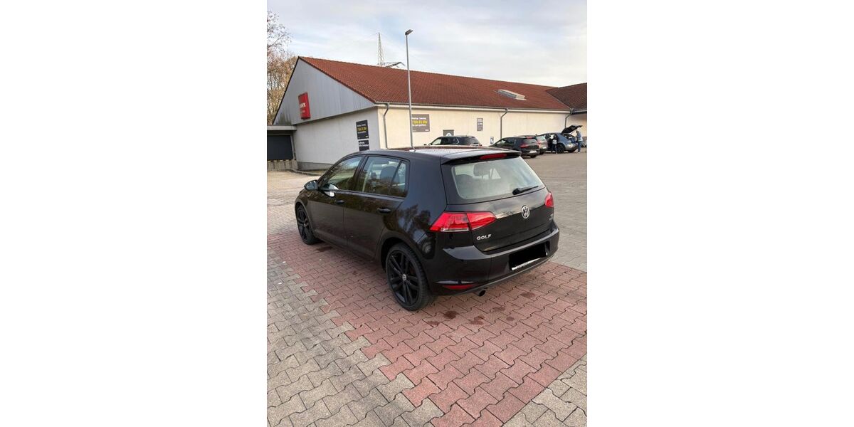 VW Golf 106.000 km 8.500 &euro; Haltern am See 45721