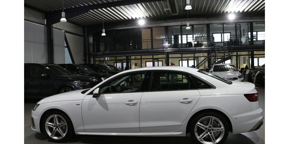 Audi A4 LIMOUSINE 40 TDI S-LINE / MATRIX-LED / 109.000 km 27.333 &euro; Hamm 59077