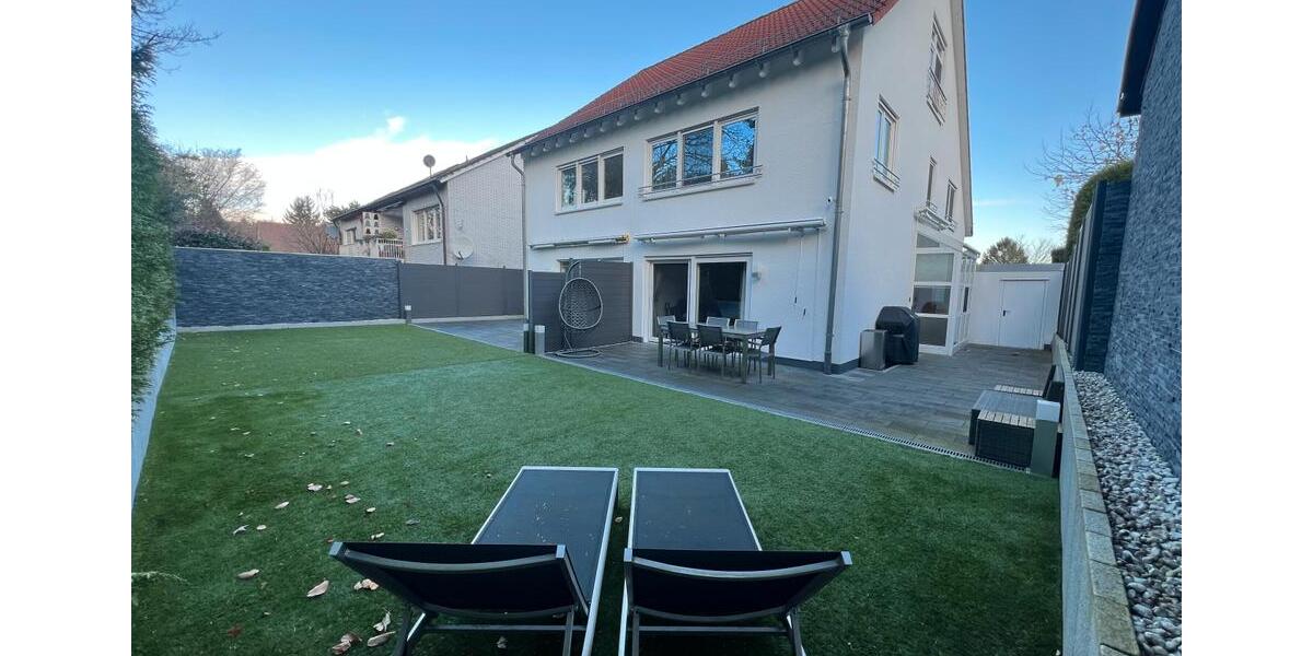 Einfamilienhaus Dortmund Hombruch - 10 Zimmer, 370 m&sup2;, 1.499.000&euro; | Angebot:25217260