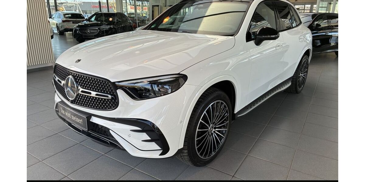 Mercedes-Benz GLC 300 16.900 km 67.830 &euro; Werl 59457