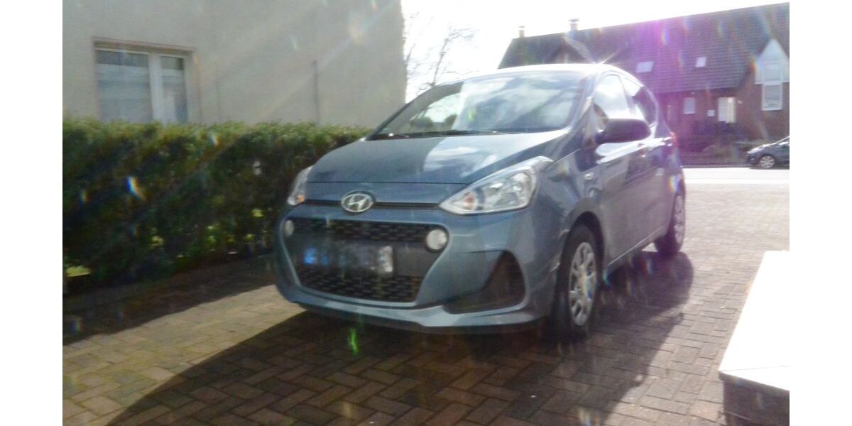 Hyundai i10 25.000 km 8.800 &euro; Waltrop 45731